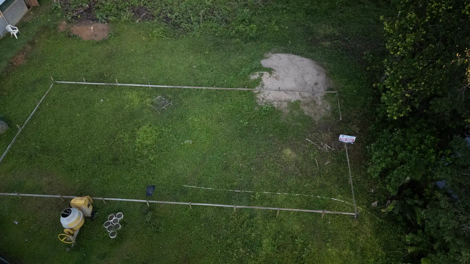 Simple Parcel property